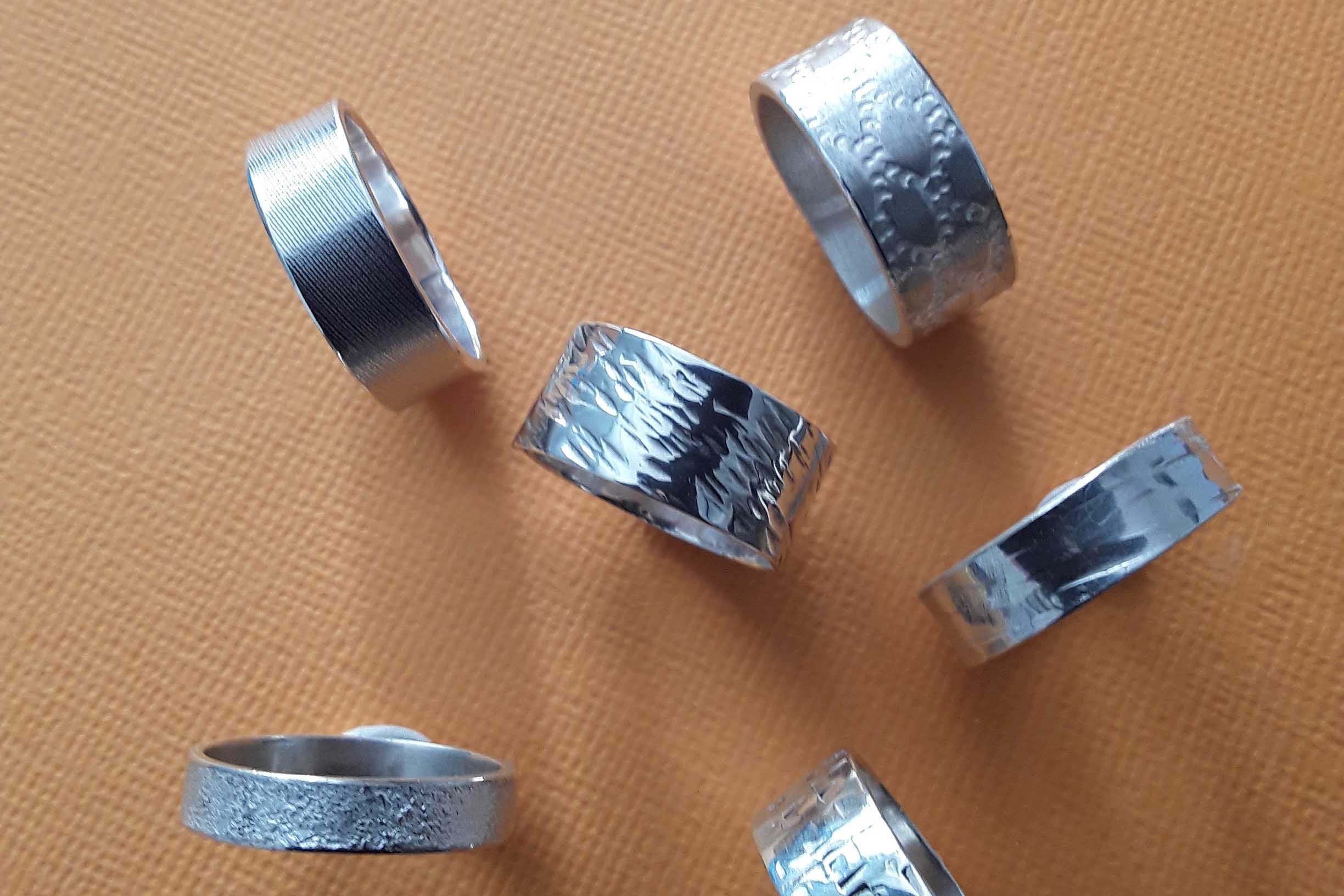 Hand-crafted silver rings from Poussière d'Argent