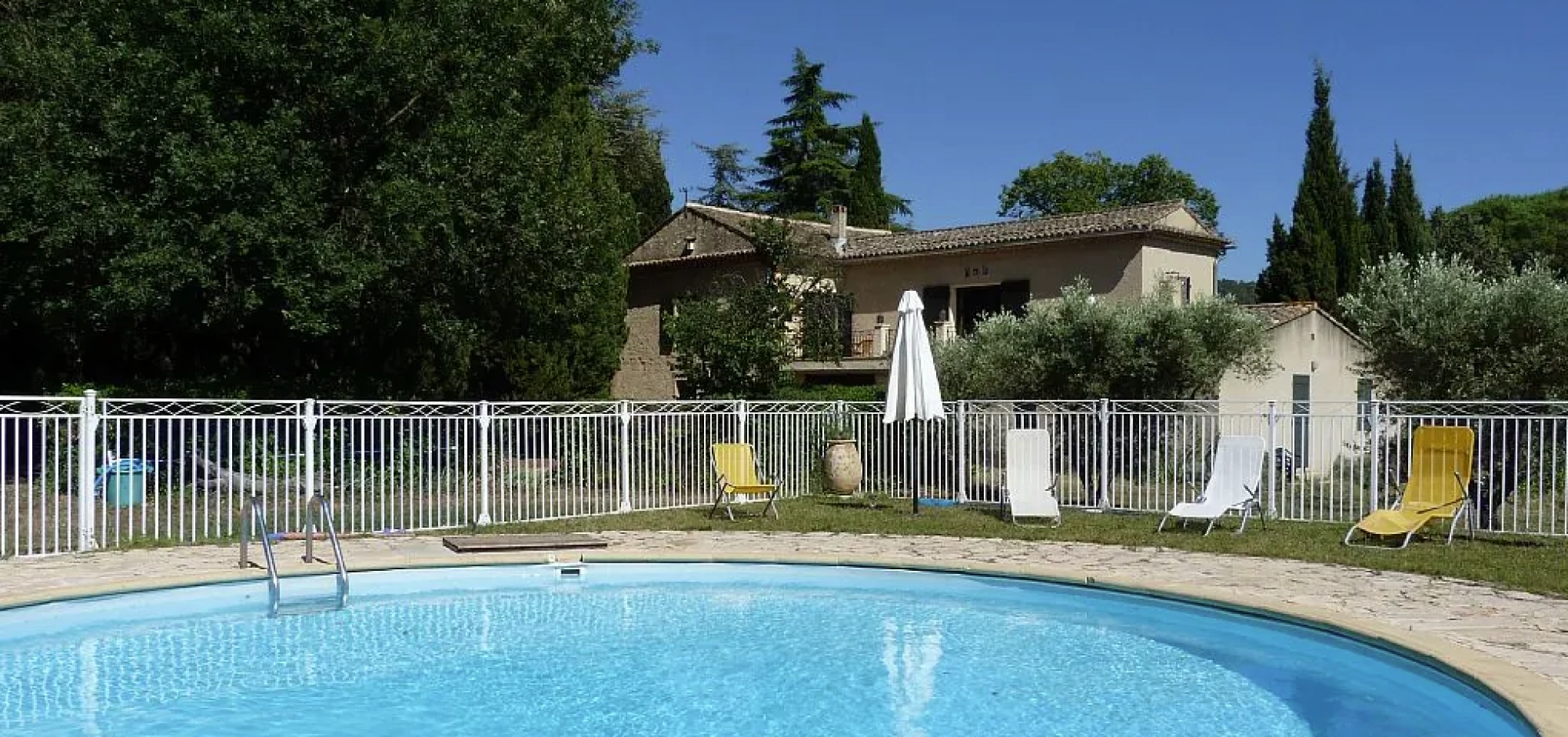 Le Bastidon - Domaine de Casteuse***