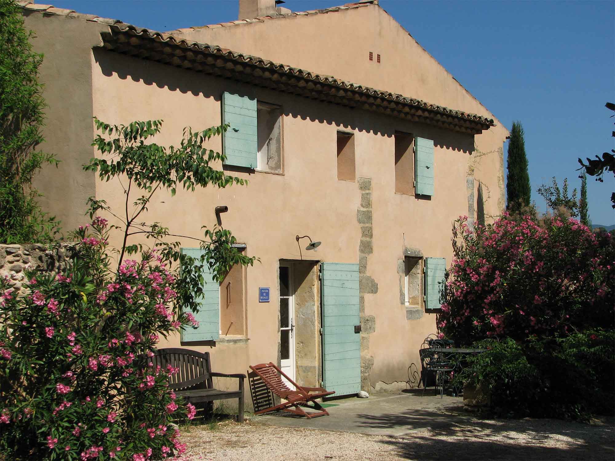 Front of Maison de Rosalie at Domaine du Coffre, charming holiday home in the Luberon
