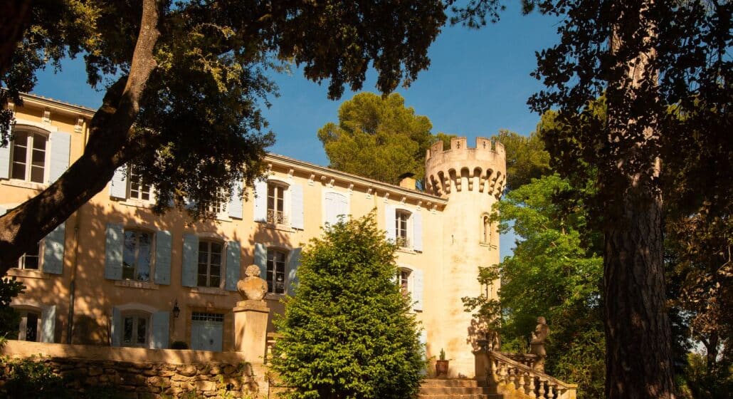 Chateau La Sable in Cucuron Soirée Sunsets Vignerons au Chateau La Sable in Cucuron dans le Luberon