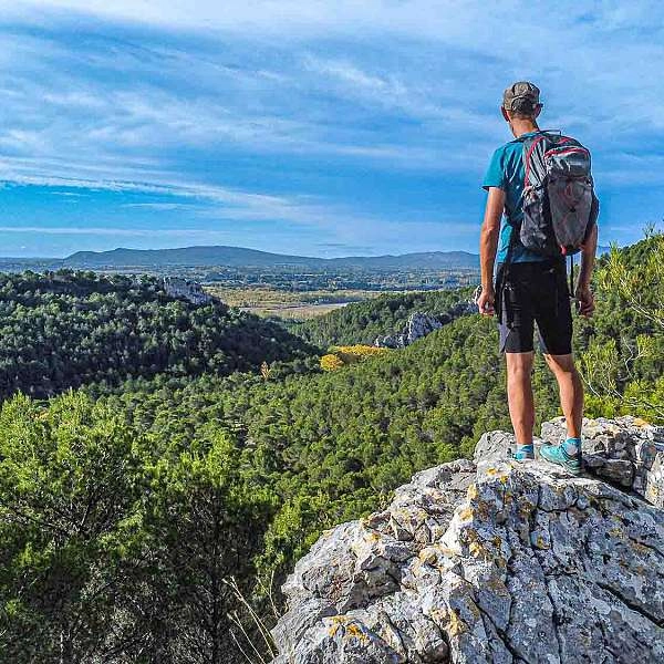 From La Roquette to the Crau des Mayorques