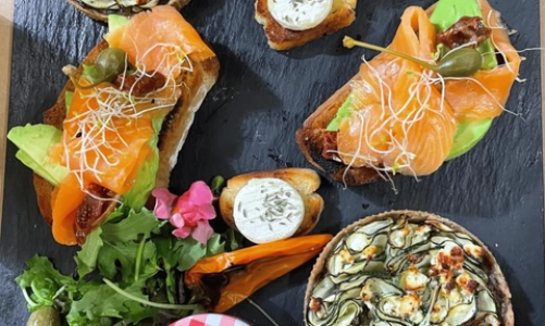 Planche pique nique dans les vignes