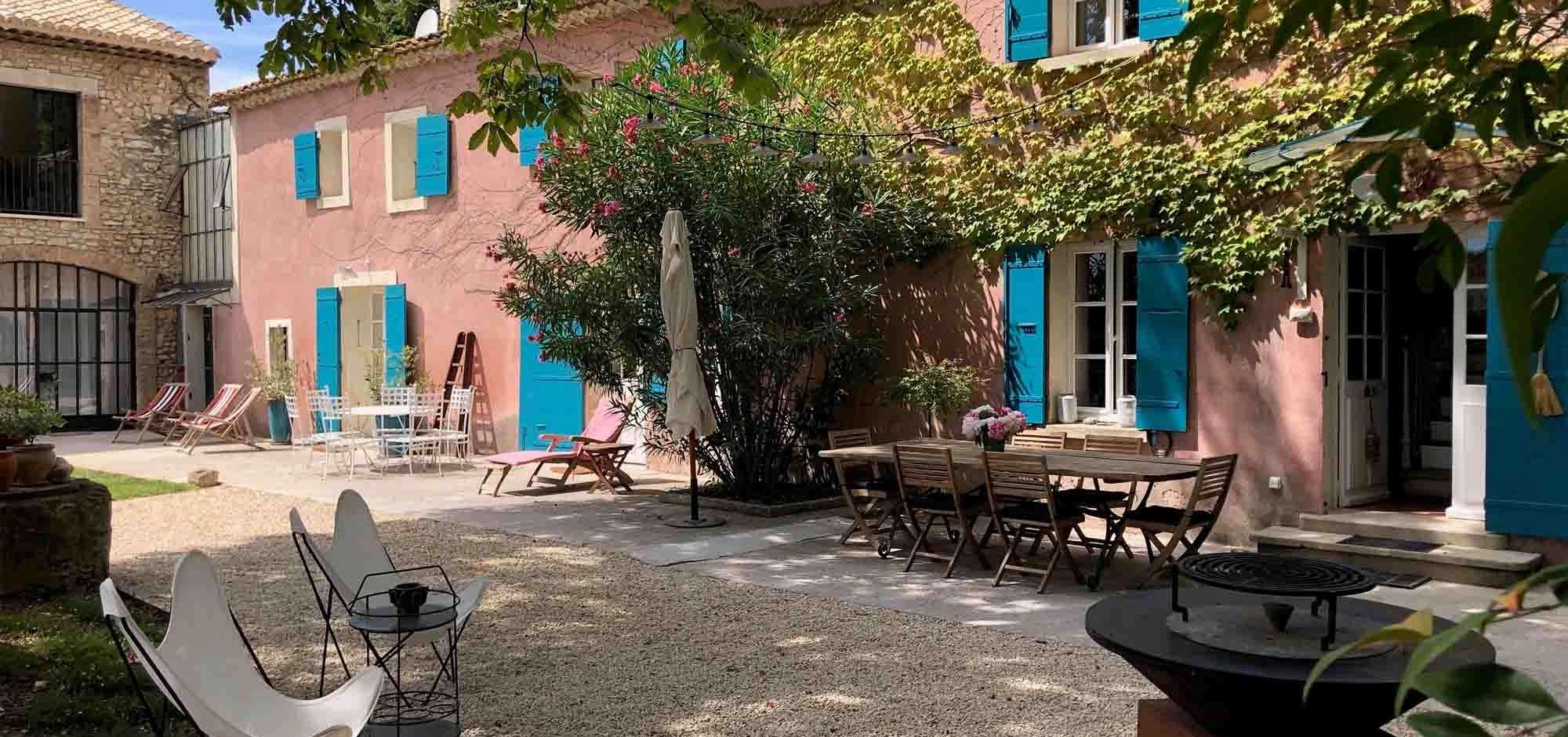 Le Mas de la Sorgue - Bed & Breakfast