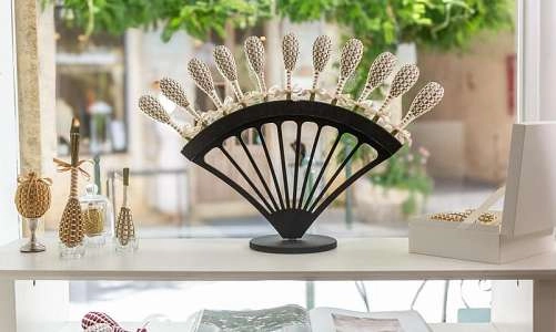 Vitrine Boutique Franc 1884 - Lourmarin