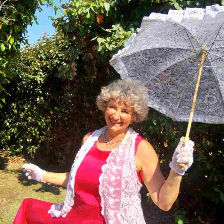 Storytelling and singing walk in the Luberon