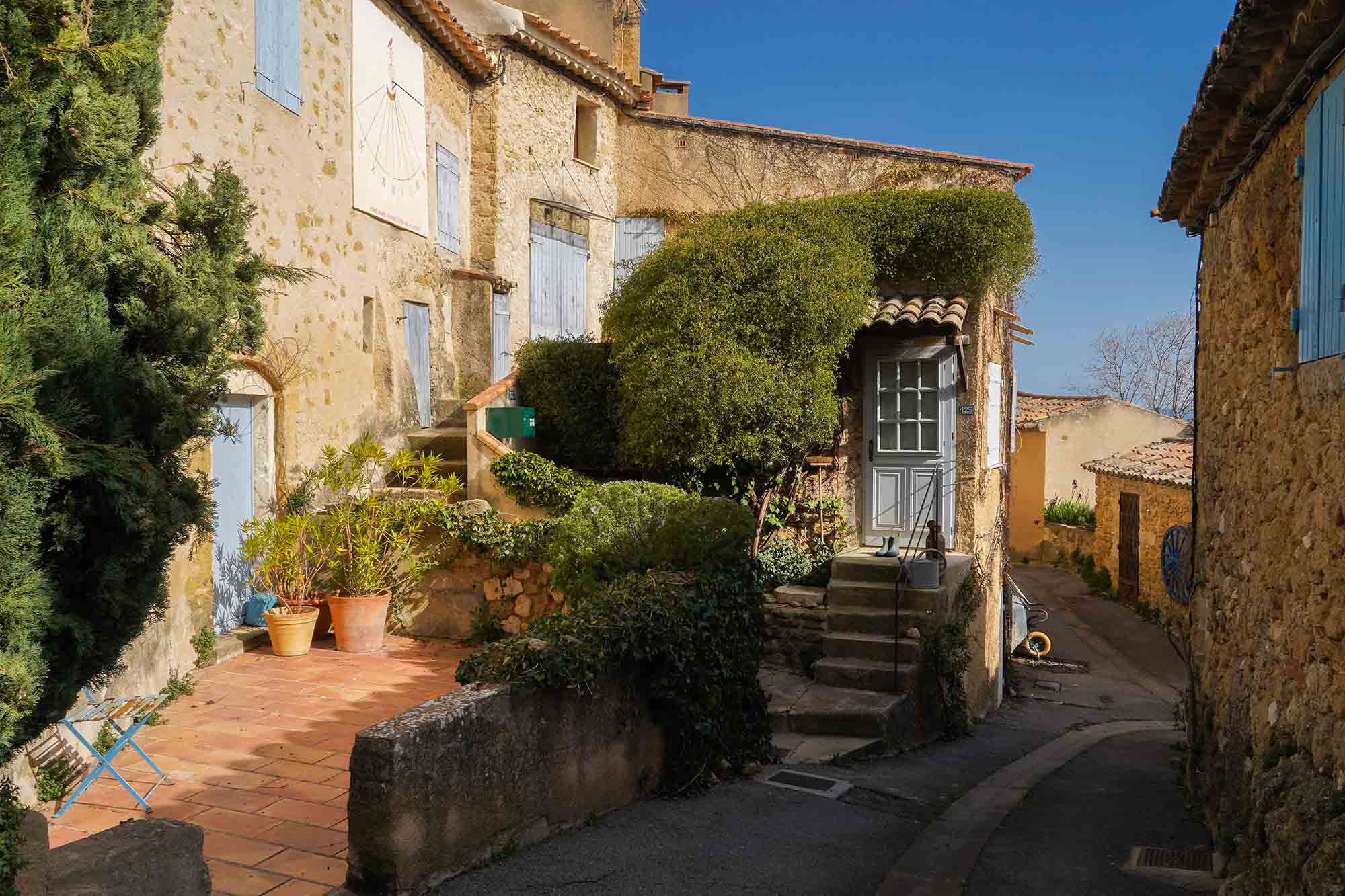 The old village of Vaugines