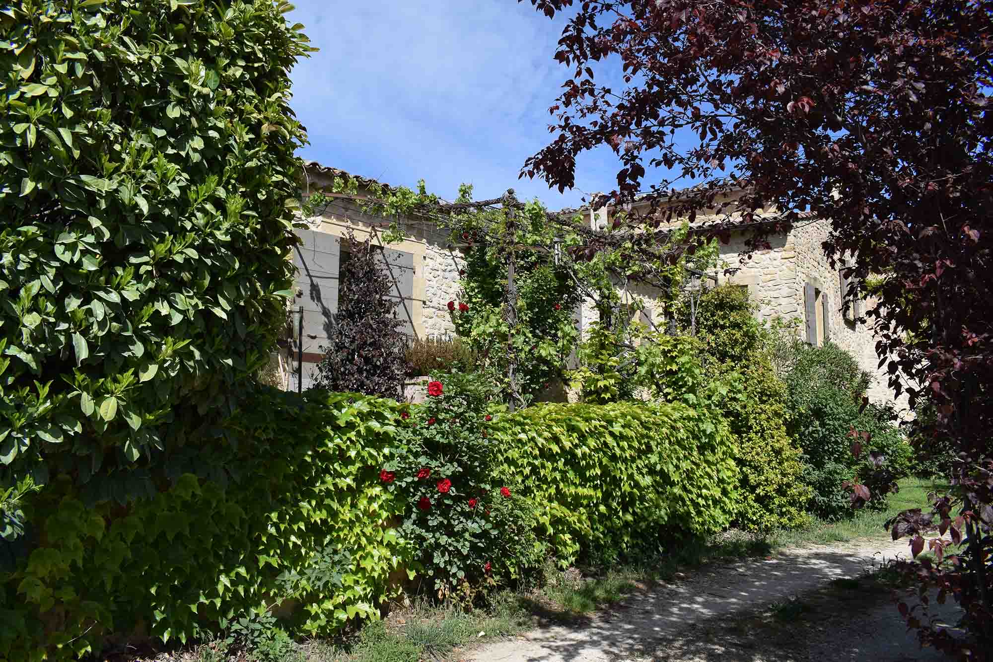 Puget-sur-Durance and its village heart