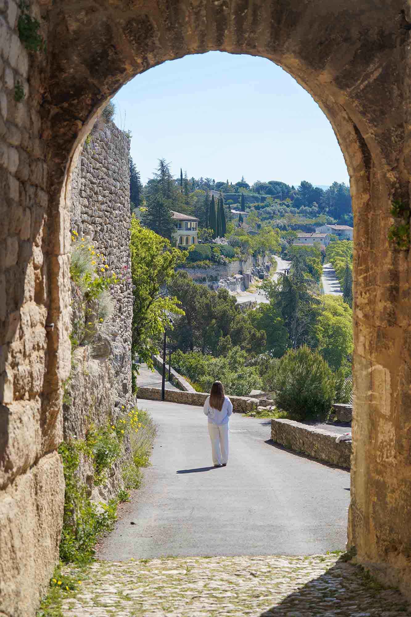 Castellas Gate in Bonnieux