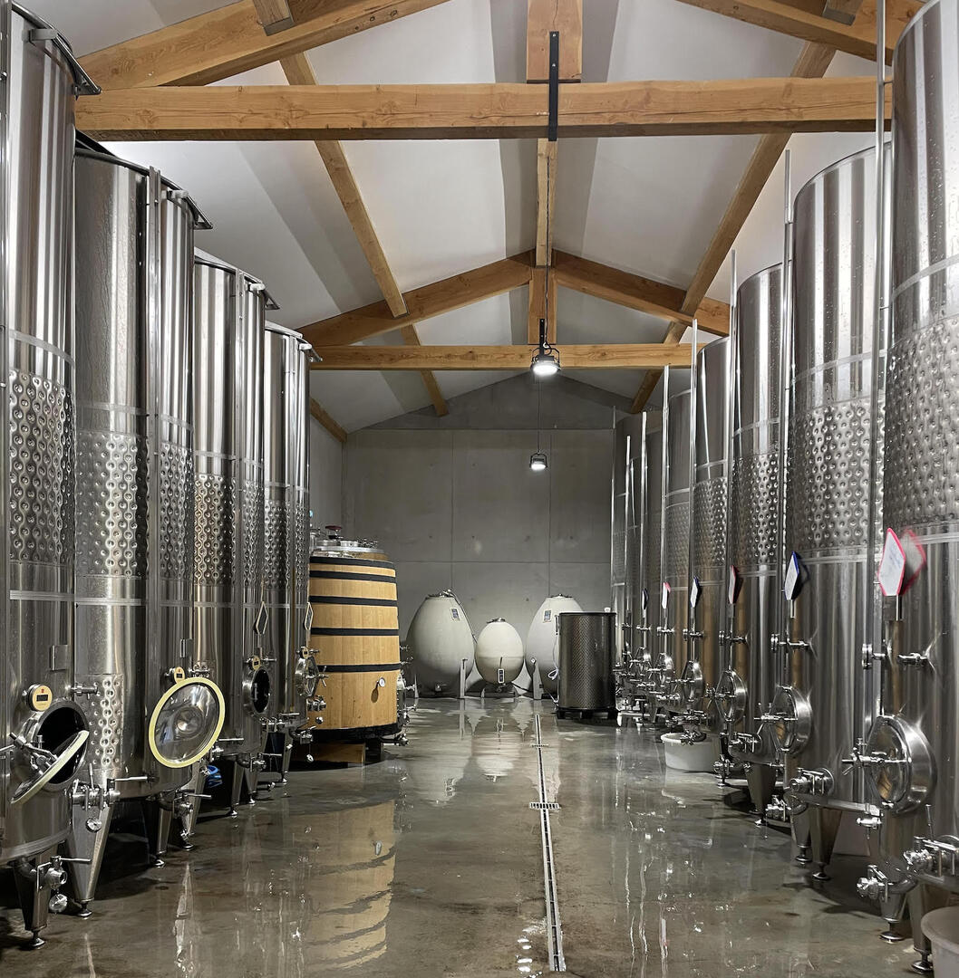 Wine tasting during Sunsets Vignerons Wine tasting and charcuterie and cheese pairings during