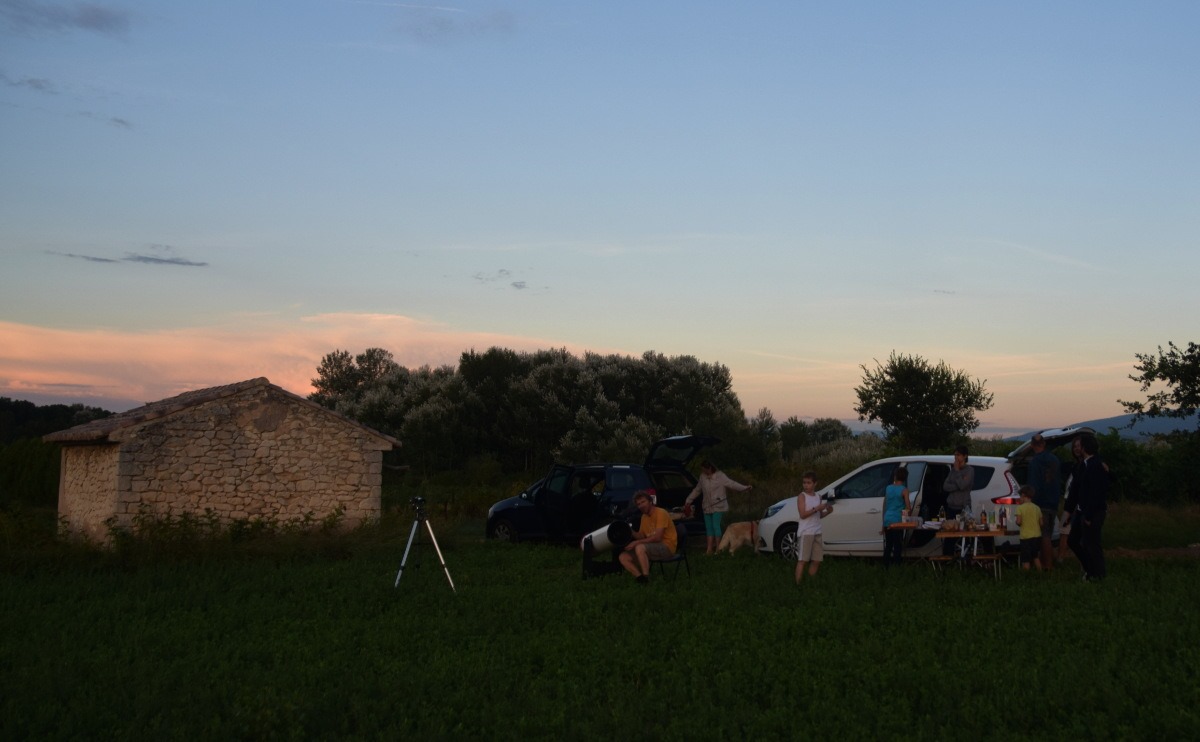 Stargazing with Astrolub Provence in the Luberon Night sky observation with a telescope in Provence