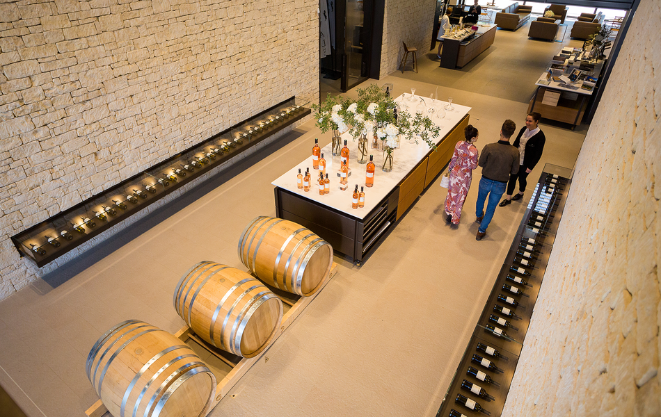 La Cavale in Cucuron, an organic wine estate and wine tourism experiences in the Luberon