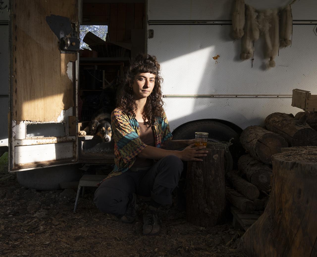 Hors-Champs exhibition by Sandra Reinflet at La Garance in Cavaillon around agricultural workers