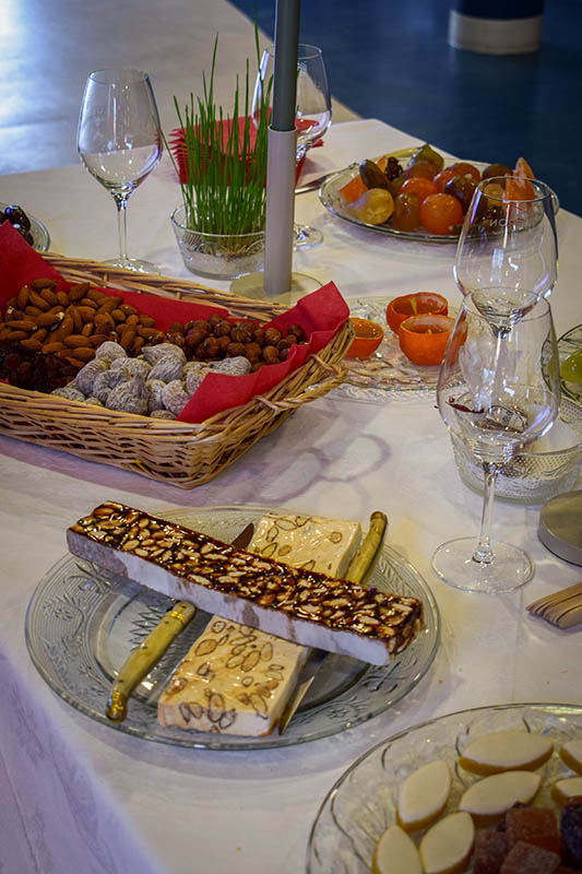 Lourmarin - A Provençal Christmas in Lourmarin Guided tour about Provençal Christmas traditions in Lourmarin