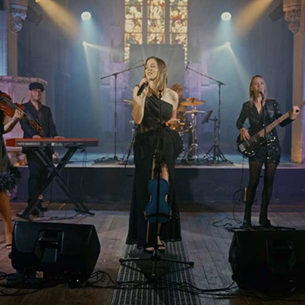 So Young - The Corrs Tribute
