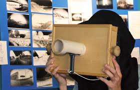 Camera obscura illustrating the pinhole photography workshops in Cavaillon