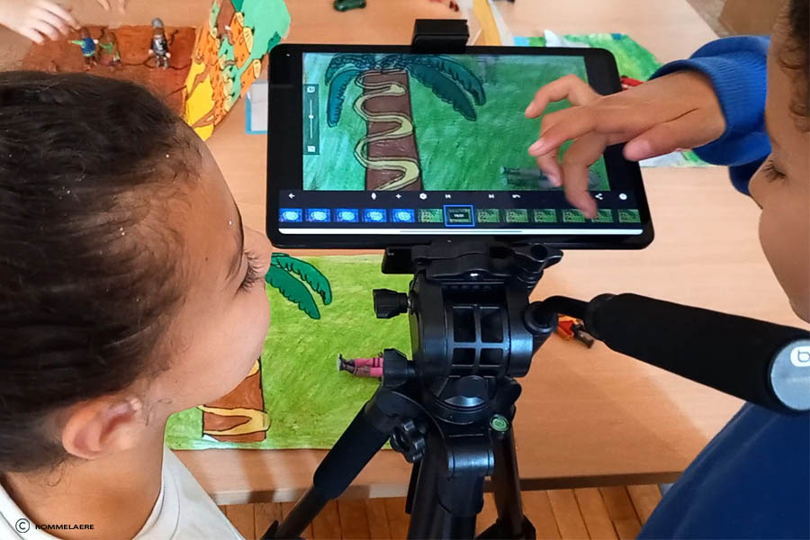 Stop-motion workshop on a tablet in Lagnes