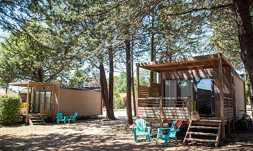 Camping les Hautes Prairies Lourmarin
