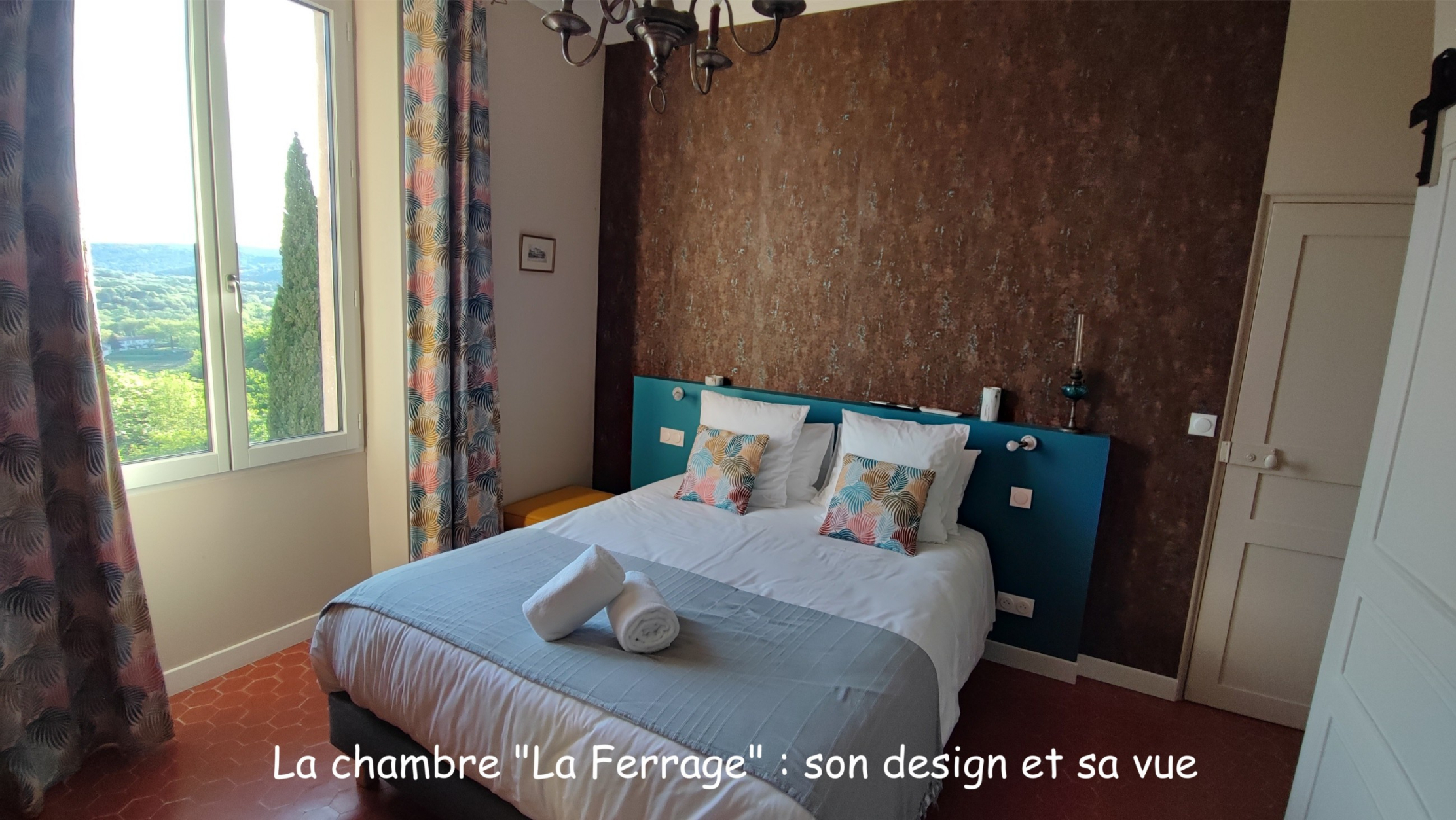 La Ferrage guest room with contemporary decor