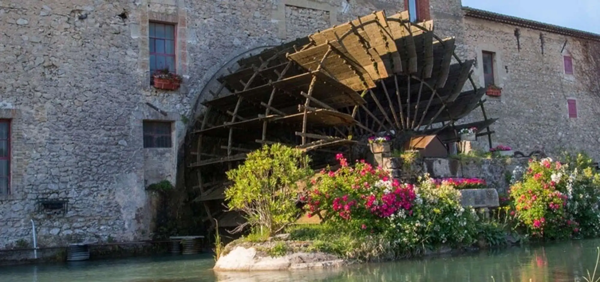 Moulin Saint-Pierre - EN