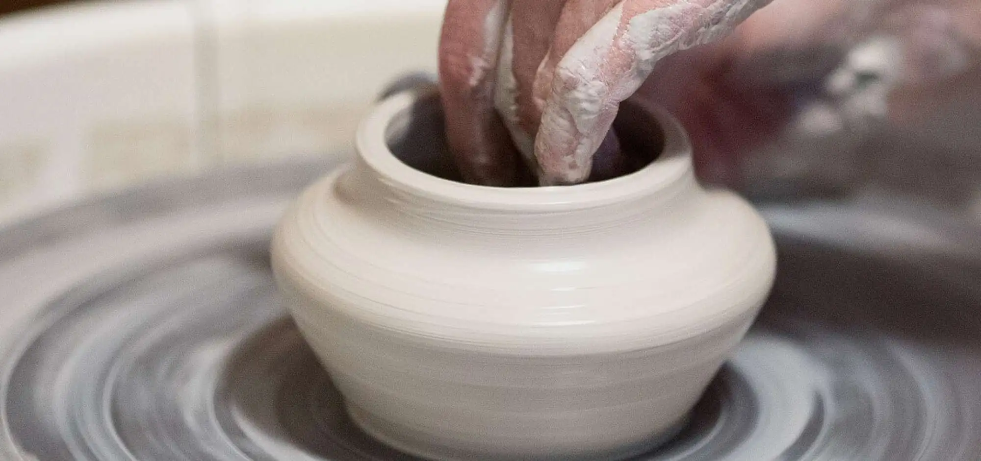 Coustellet pottery