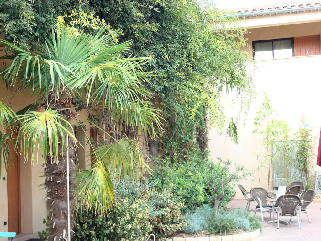 Studio at Le Relais du Luberon in Maubec Studio equipped with beds at Le Relais du Luberon in Maubec