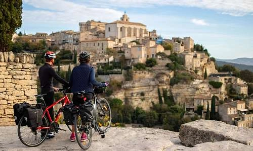 Gordes à vélo