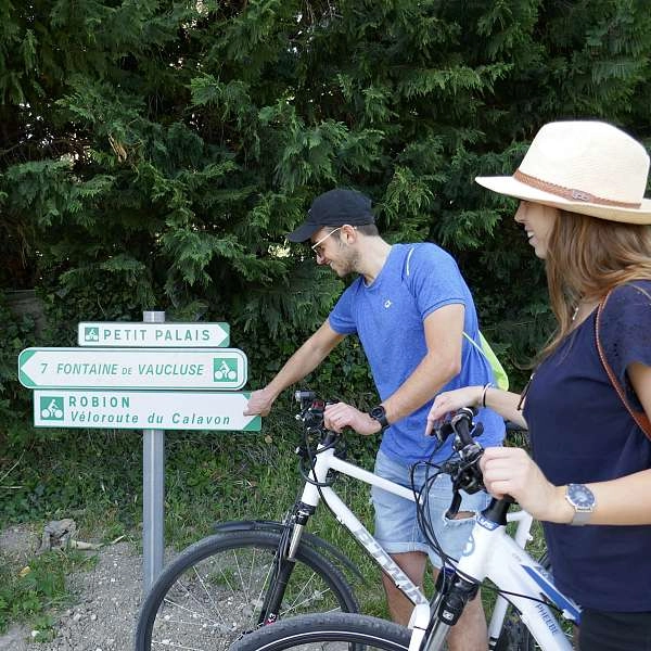 Luberon Cycling Route No.3: Cavaillon, Fontaine-de-Vaucluse and Robion