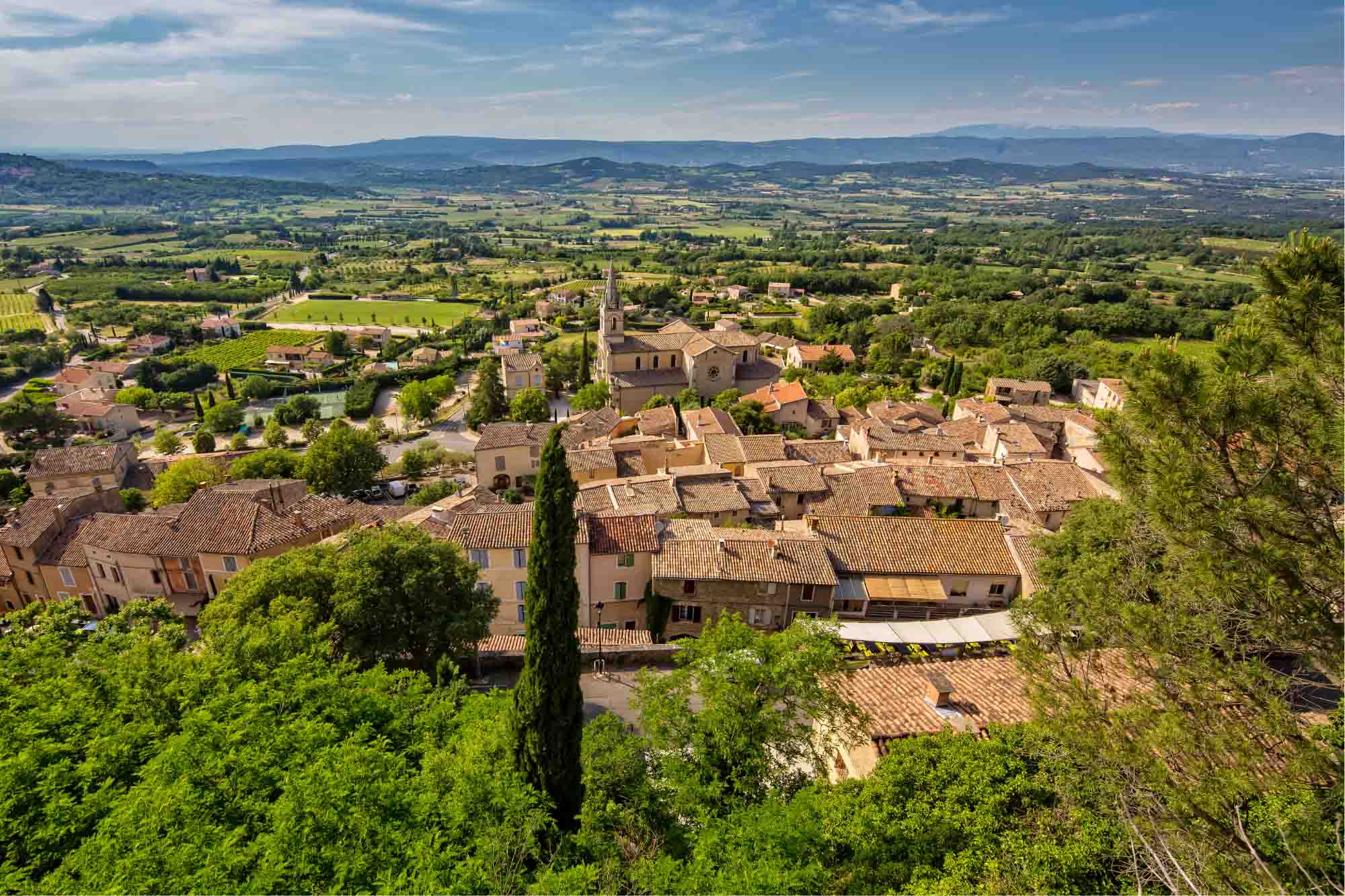 Bonnieux hilltop village in the Luberon