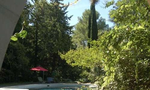 Vue sur la piscine